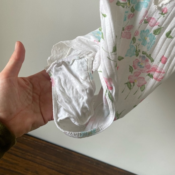 Vintage, Medium, Made in USA, rubbed floral lace trim bodysuit washed and clean! - Picture 7 of 7